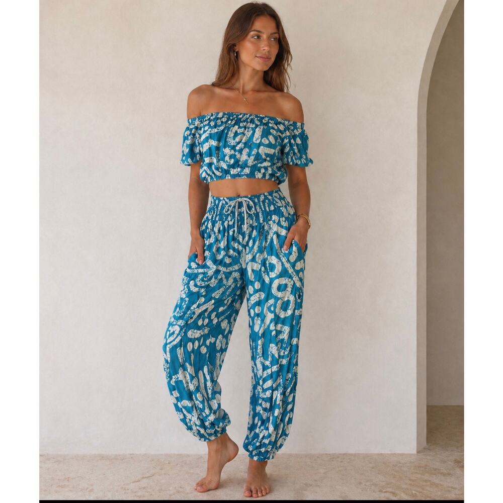 Haute Hippy Abstract Print Off Shoulder Linen Blend 2 Piece Set Teal Size XL